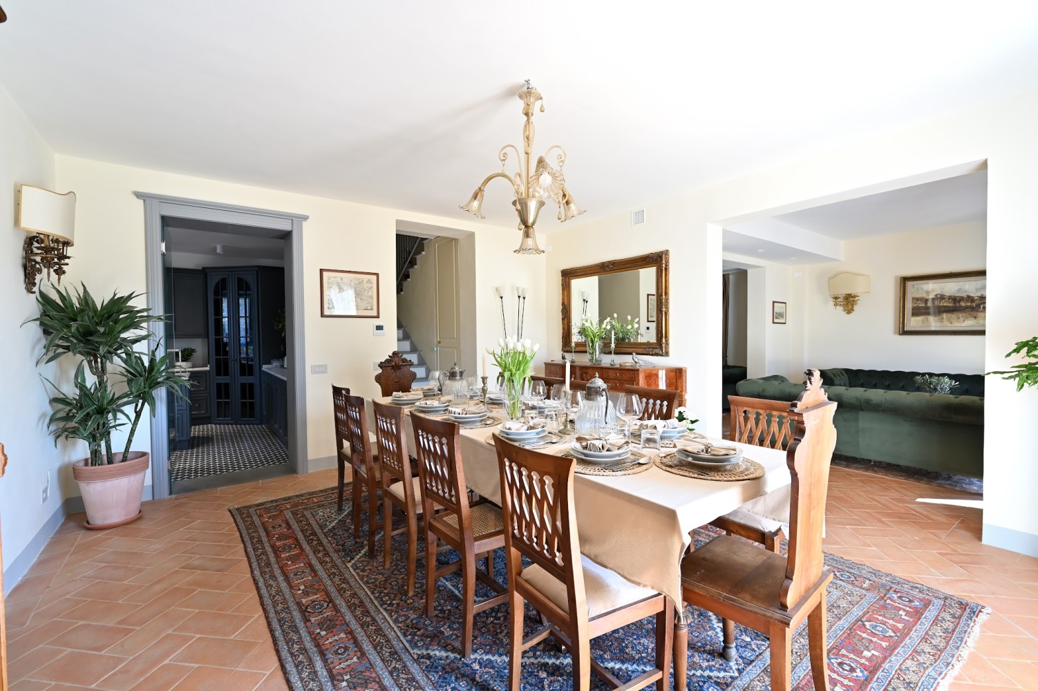 Your Private Tuscan Villa 17 Min to Florence City Centre · Private Pool · 6 Suites · 7 Baths
