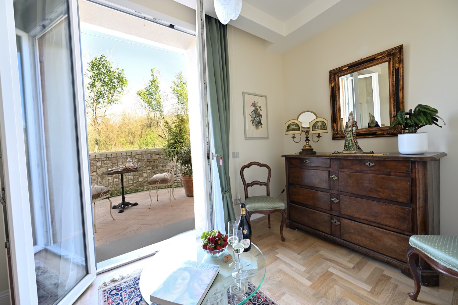 Your Private Tuscan Villa 17 Min to Florence City Centre · Private Pool · 6 Suites · 7 Baths