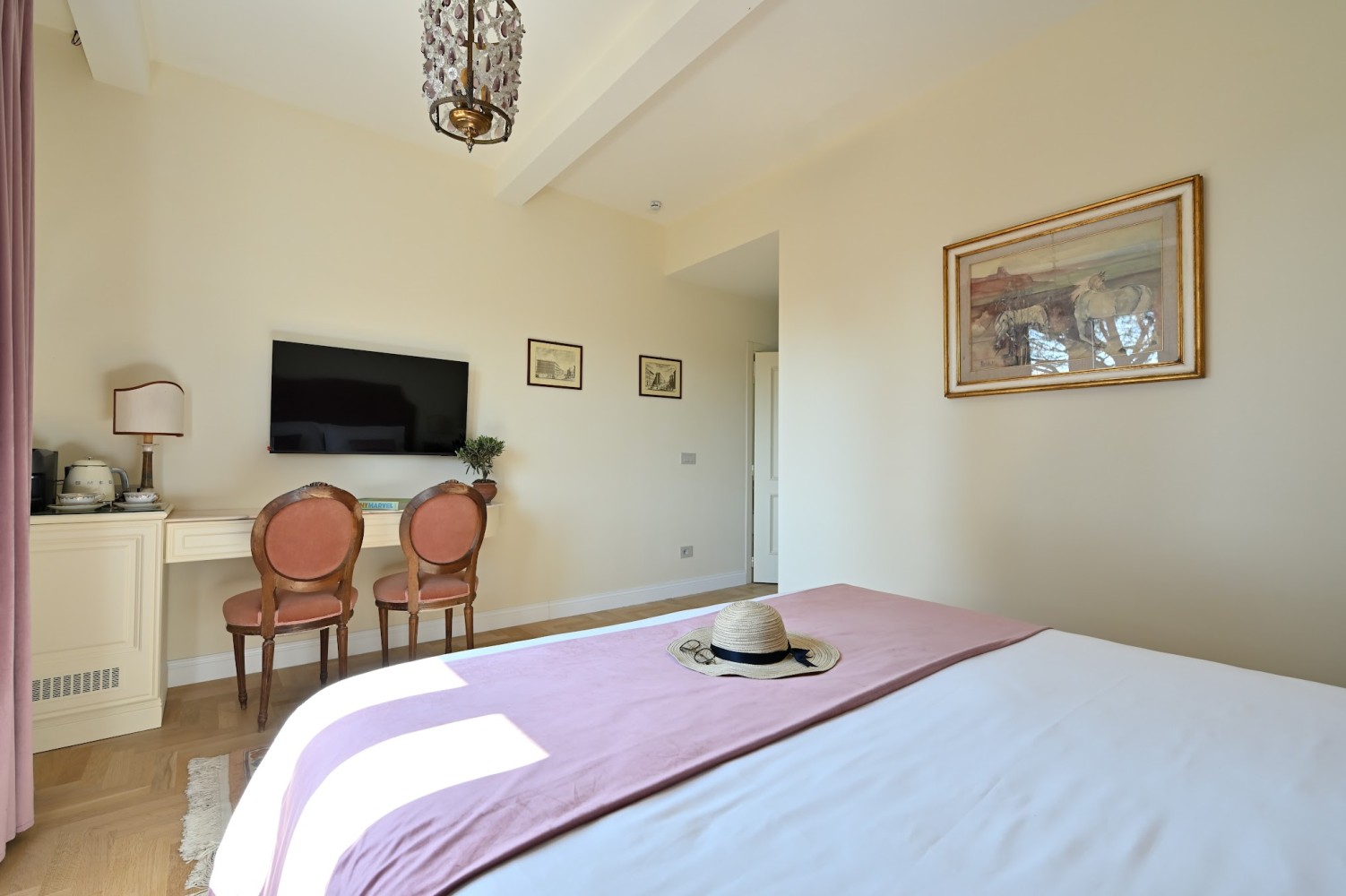 Your Private Tuscan Villa 17 Min to Florence City Centre · Private Pool · 6 Suites · 7 Baths