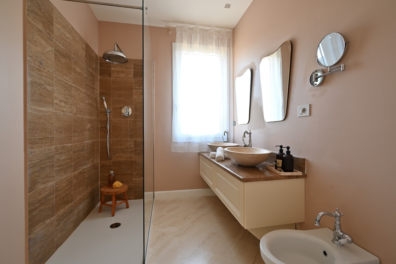 Your Private Tuscan Villa 17 Min to Florence City Centre · Private Pool · 6 Suites · 7 Baths