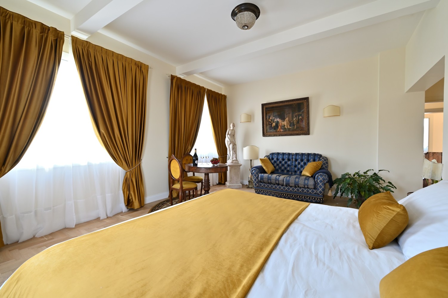 Your Private Tuscan Villa 17 Min to Florence City Centre · Private Pool · 6 Suites · 7 Baths