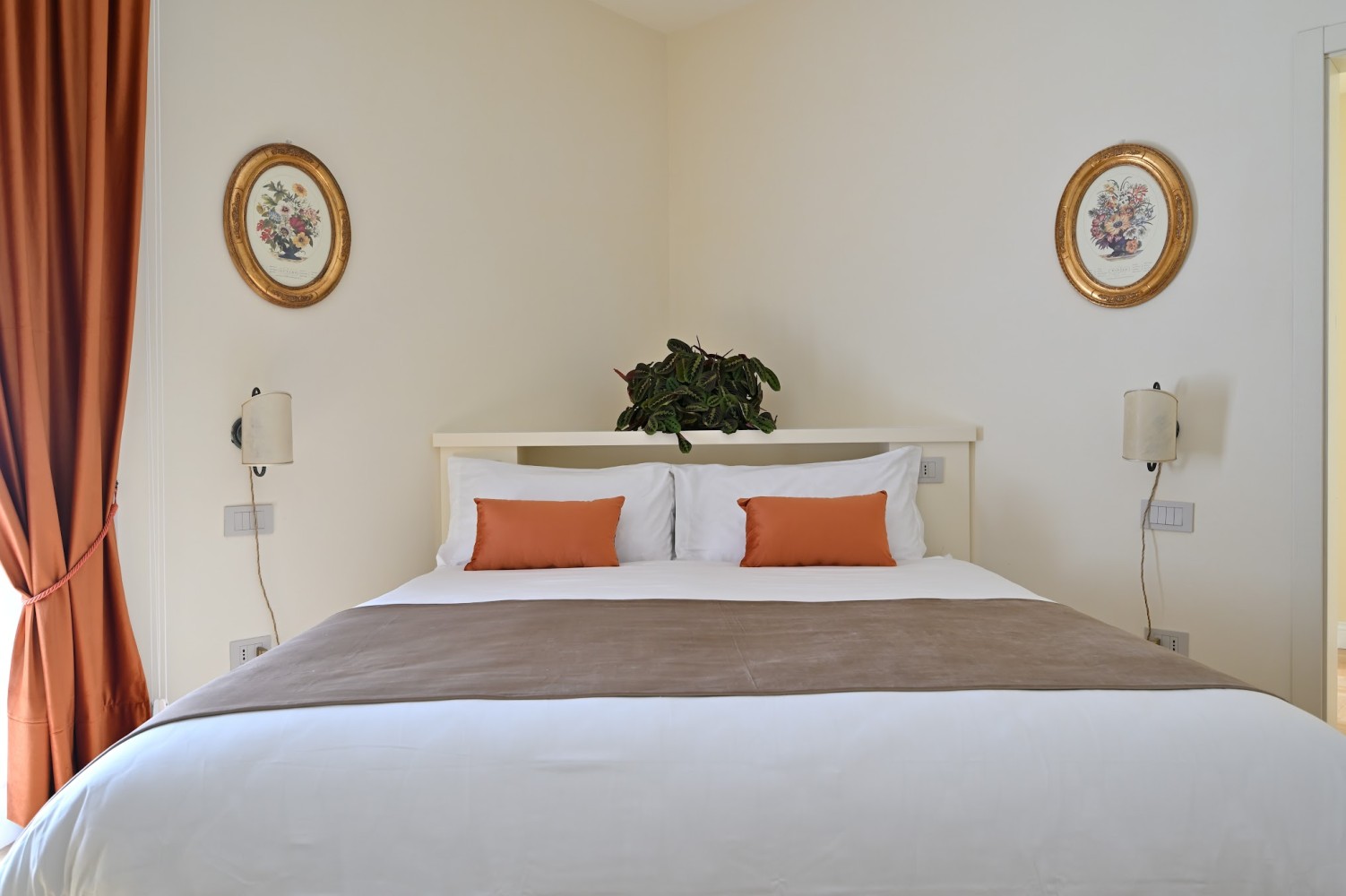 Your Private Tuscan Villa 17 Min to Florence City Centre · Private Pool · 6 Suites · 7 Baths